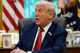 Donald Trump a annoncé jeudi de nouveaux droits de douane allant jusqu'à 100% pour les médicaments (archives). KEYSTONE/AP/Alex Brandon
